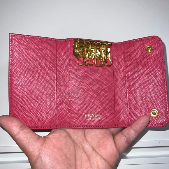 Prada Key Holder Pink - Picture 10 of 10